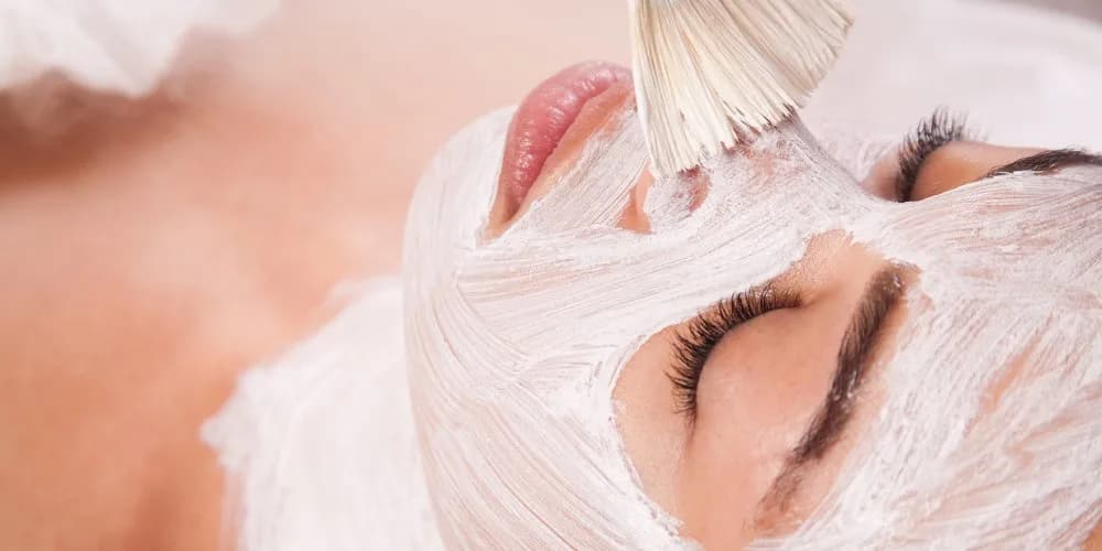 Masque visage à l'argile : comment choisir selon son type de peau pour un soin naturel efficace